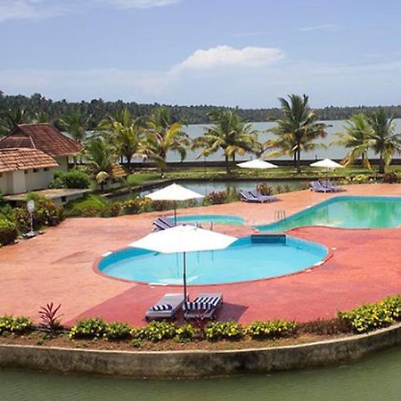 Aquasserenne Kollam Ngoại thất bức ảnh