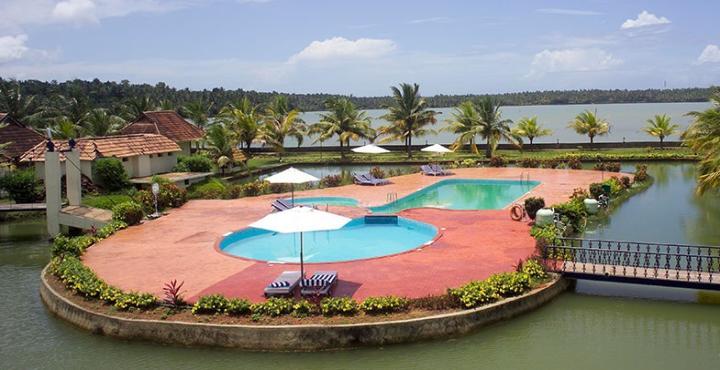 Aquasserenne Kollam Ngoại thất bức ảnh