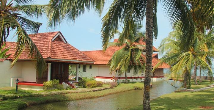 Aquasserenne Kollam Ngoại thất bức ảnh