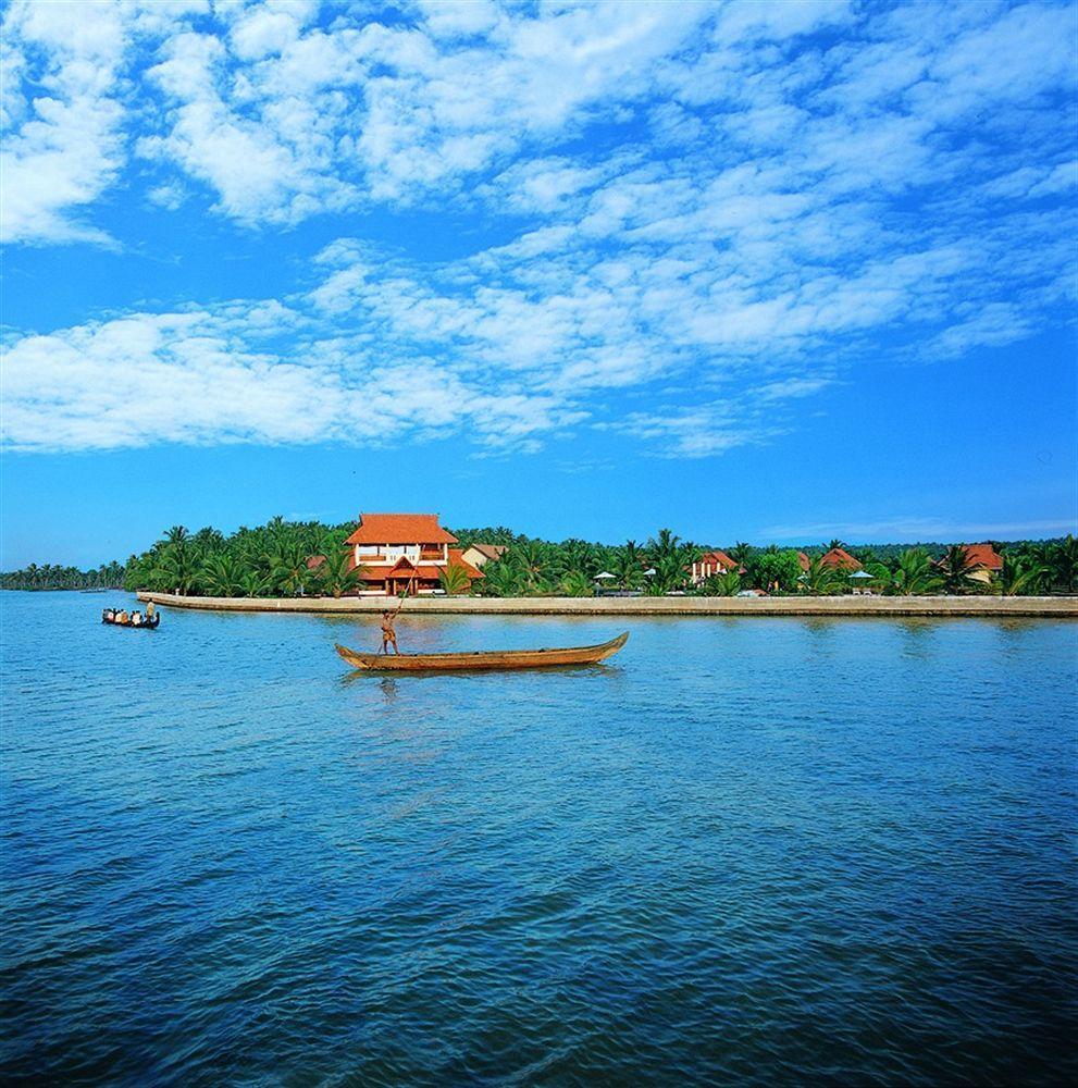 Aquasserenne Kollam Ngoại thất bức ảnh